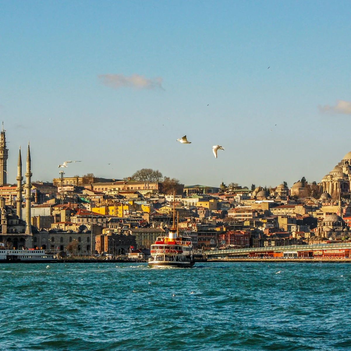 Istanbul waterfront holiday tour from Pakistan