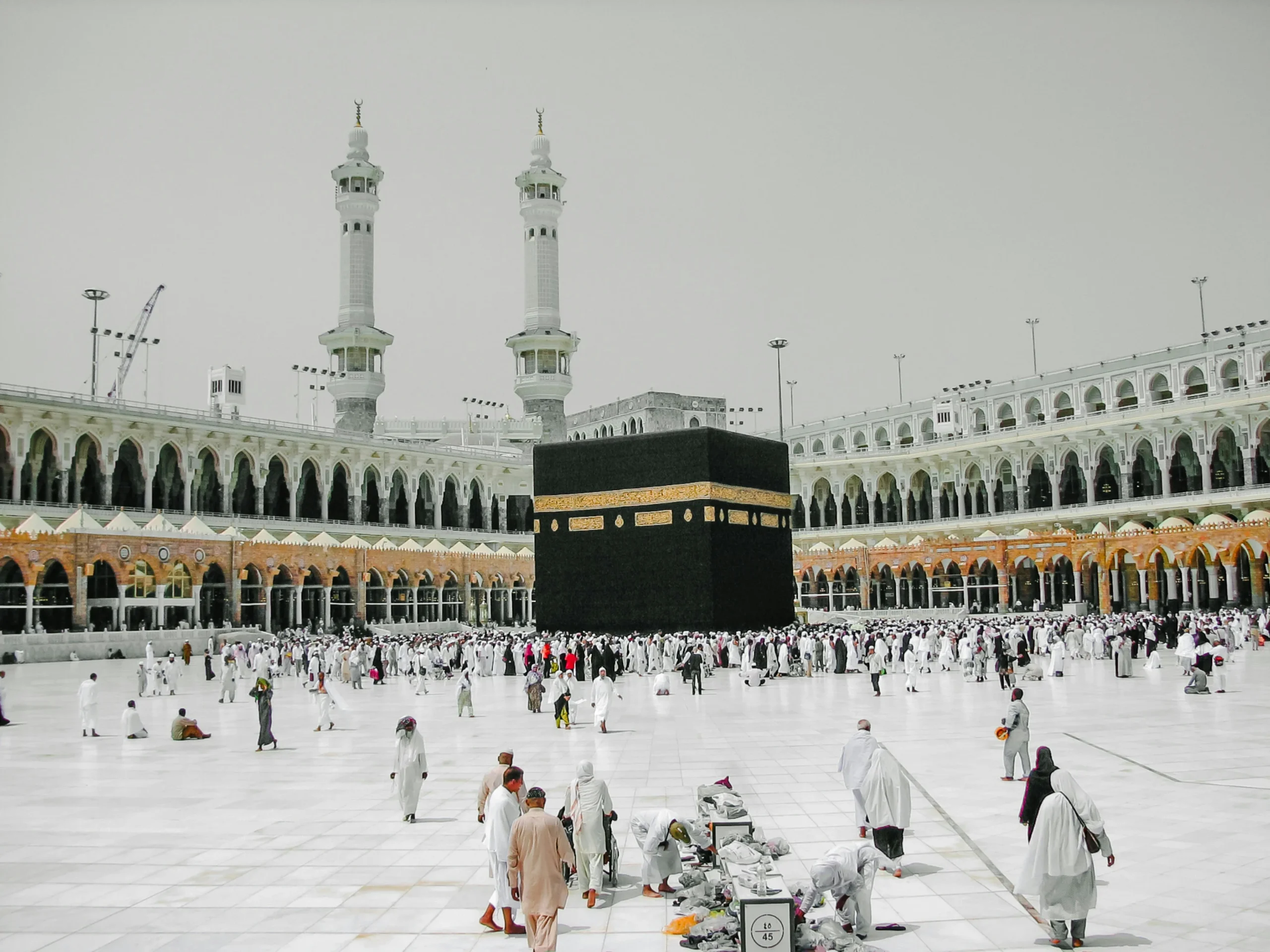 Kaaba view for premium Umrah package from Pakistan